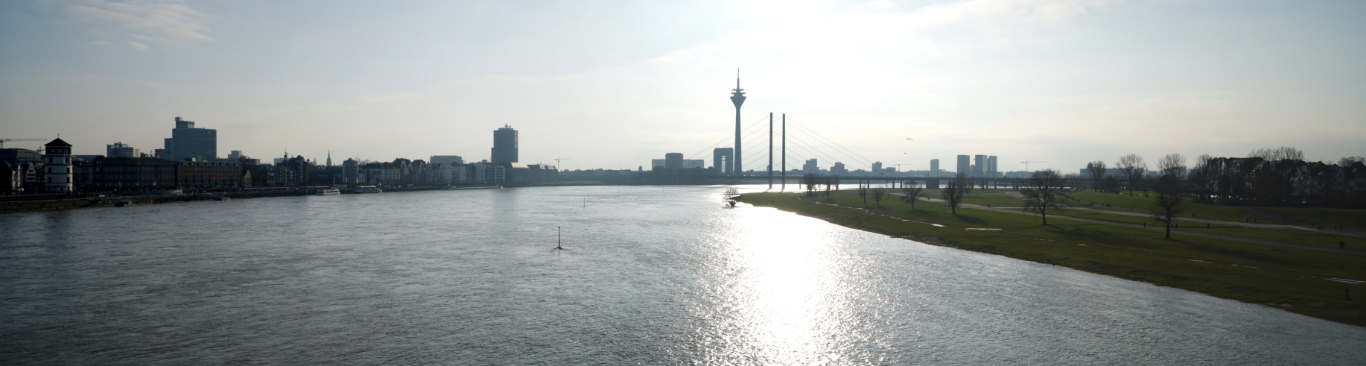 Vater Rhein, Wohneigentumsrecht Kanzlei Dr. Schmidt